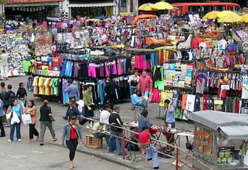 tour-Flea-Market