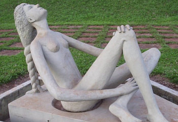 tour-Ibirapuera-Garden-sculptures