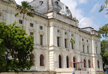 tour-Law-School-Saint-Francis-Square