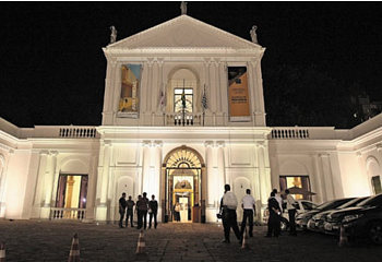 tour-MCB-museum-brazilian-house