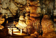 Largest Set of Caves